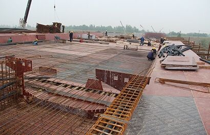 的口碑,至今中南神箭已陆续为陇海高速项目发了40000万 桥梁竹胶板,郦